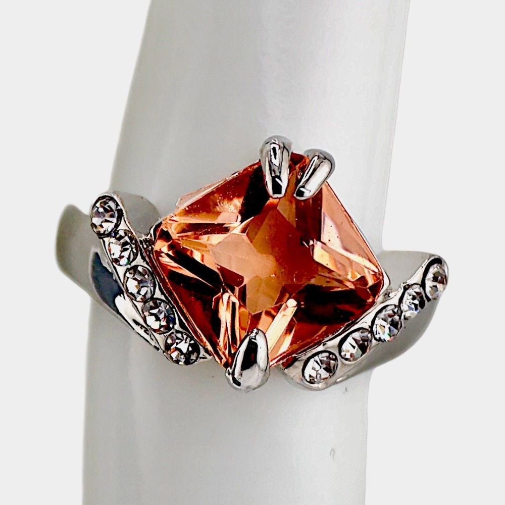 Swarovski‎ Elements Peach Crystal Princess Cut Cocktail Ring Silver Tone Size 6